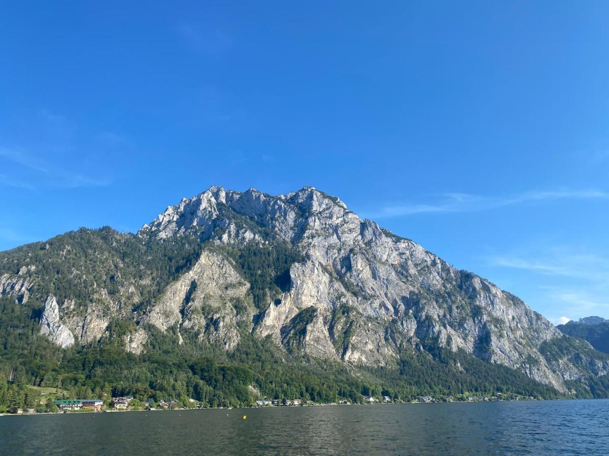 Ferienhaeuschen Am Traunsee Mit Tretboot Zur Freien Nutzung Am Badeplatz Altmünster Zewnętrze zdjęcie