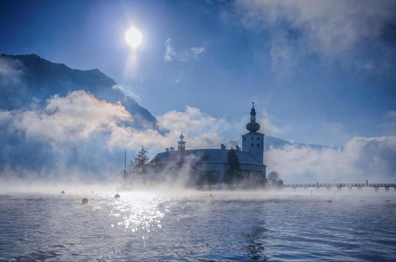 Ferienhaeuschen Am Traunsee Mit Tretboot Zur Freien Nutzung Am Badeplatz Altmünster Zewnętrze zdjęcie